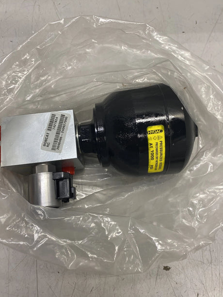 7427824 Bobcat Accumulator Assembly