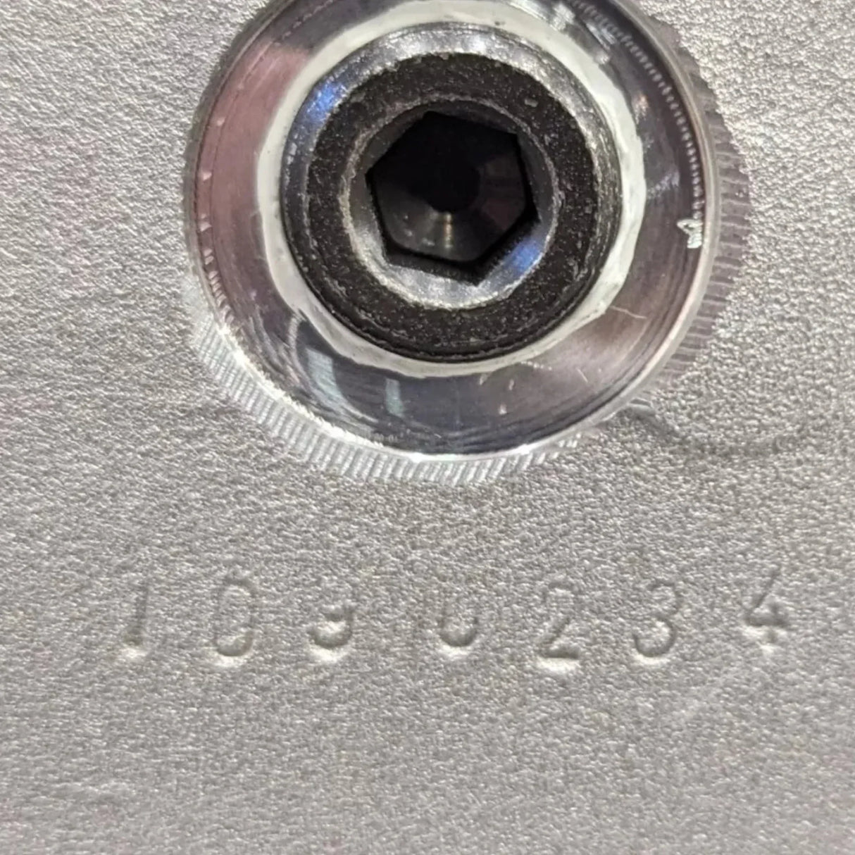 2518422C1 International Intake Manifold Assembly - Truck To Trailer