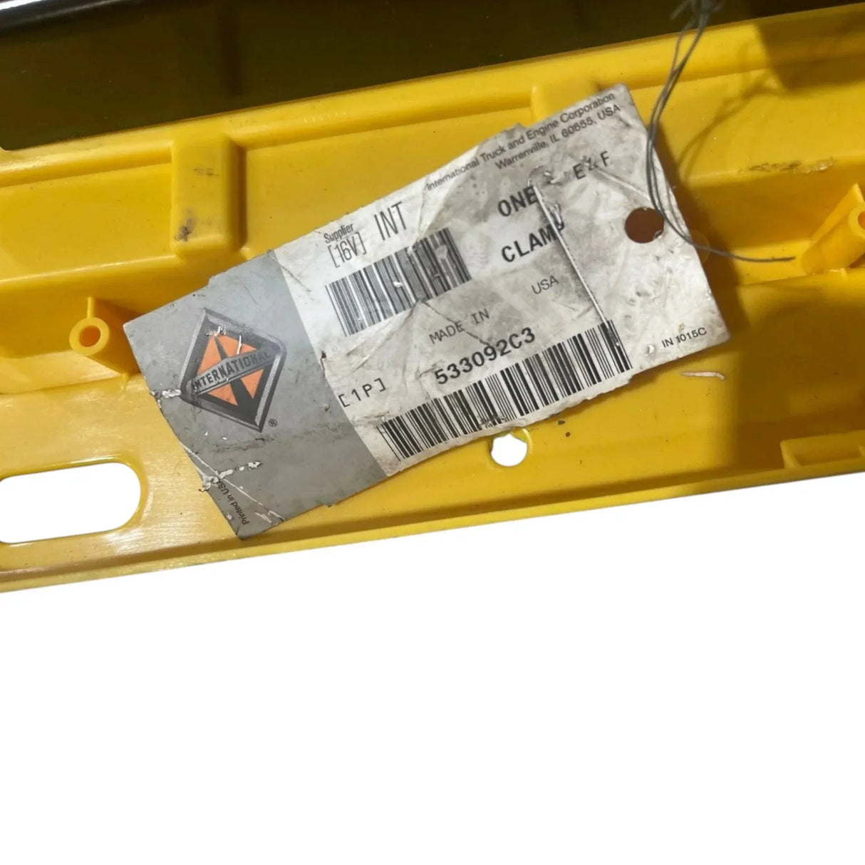 533092C2 Genuine International Battery Clamp Assembly - Truck To Trailer