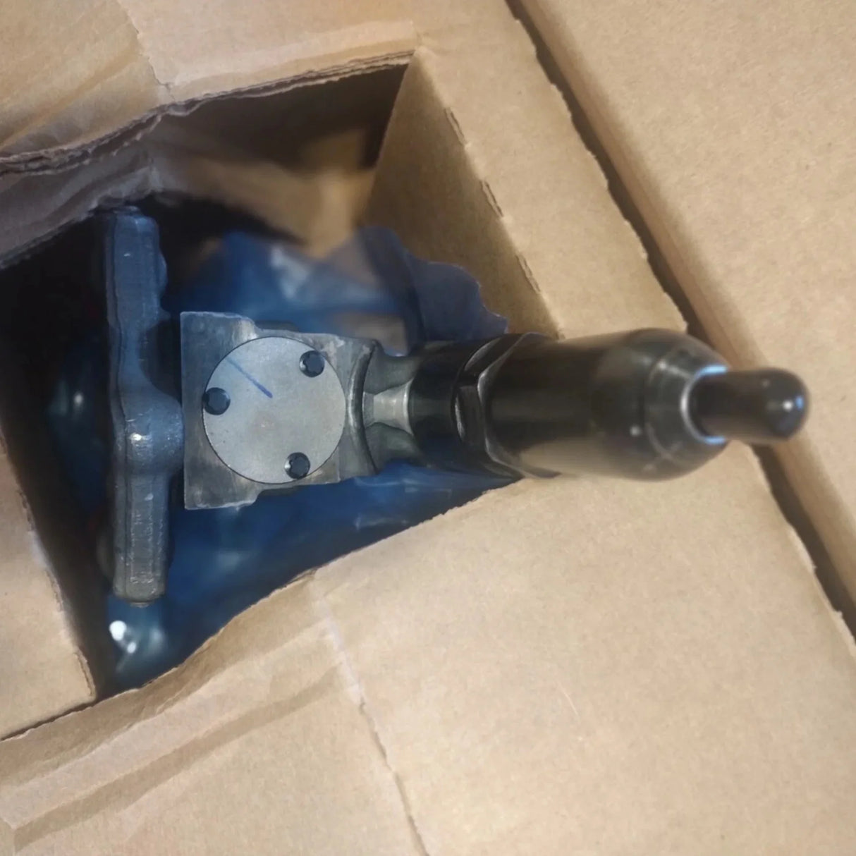 R5234965 Genuine Detroit Diesel Fuel Injector - Truck To Trailer