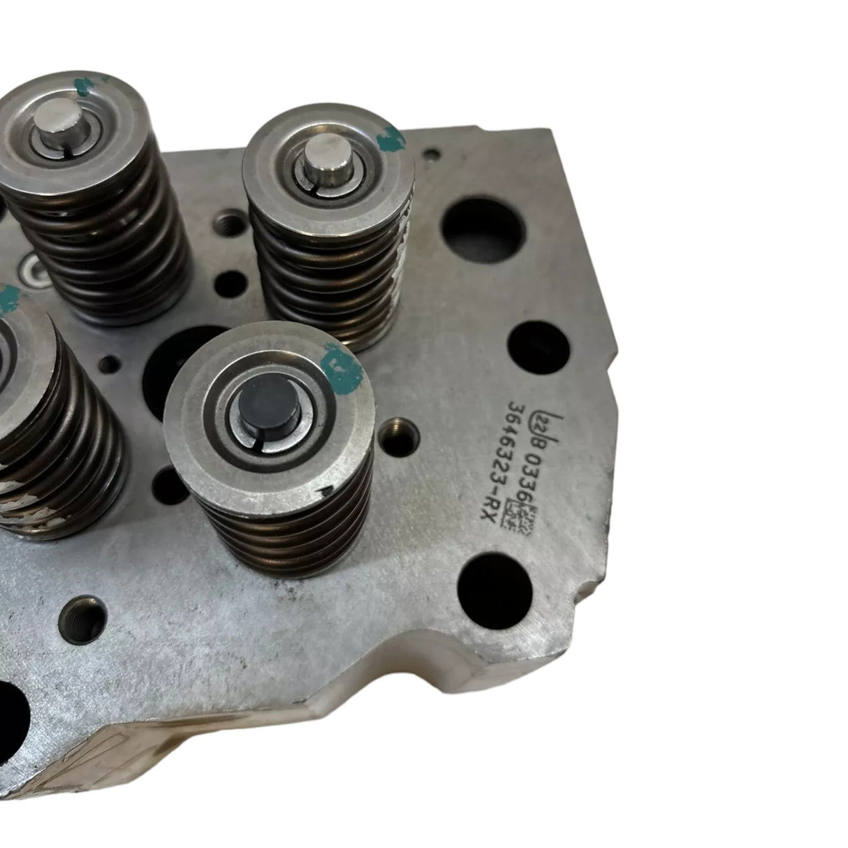 3646323 Oem Cummins Cylinder Head For K19 Qsk19 Kta19