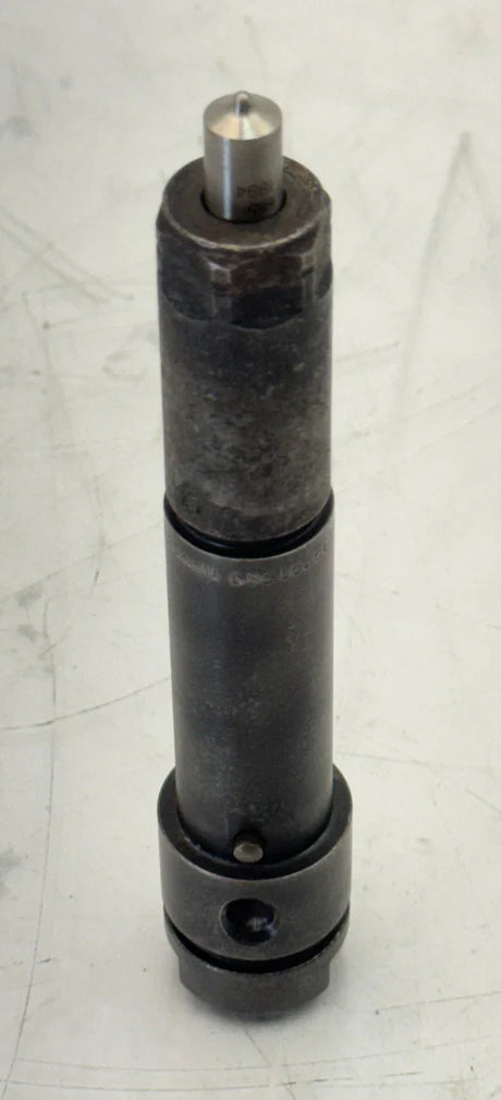 736GB421M3X Genuine Mack Diesel Fuel Injector Nozzle - Truck To Trailer