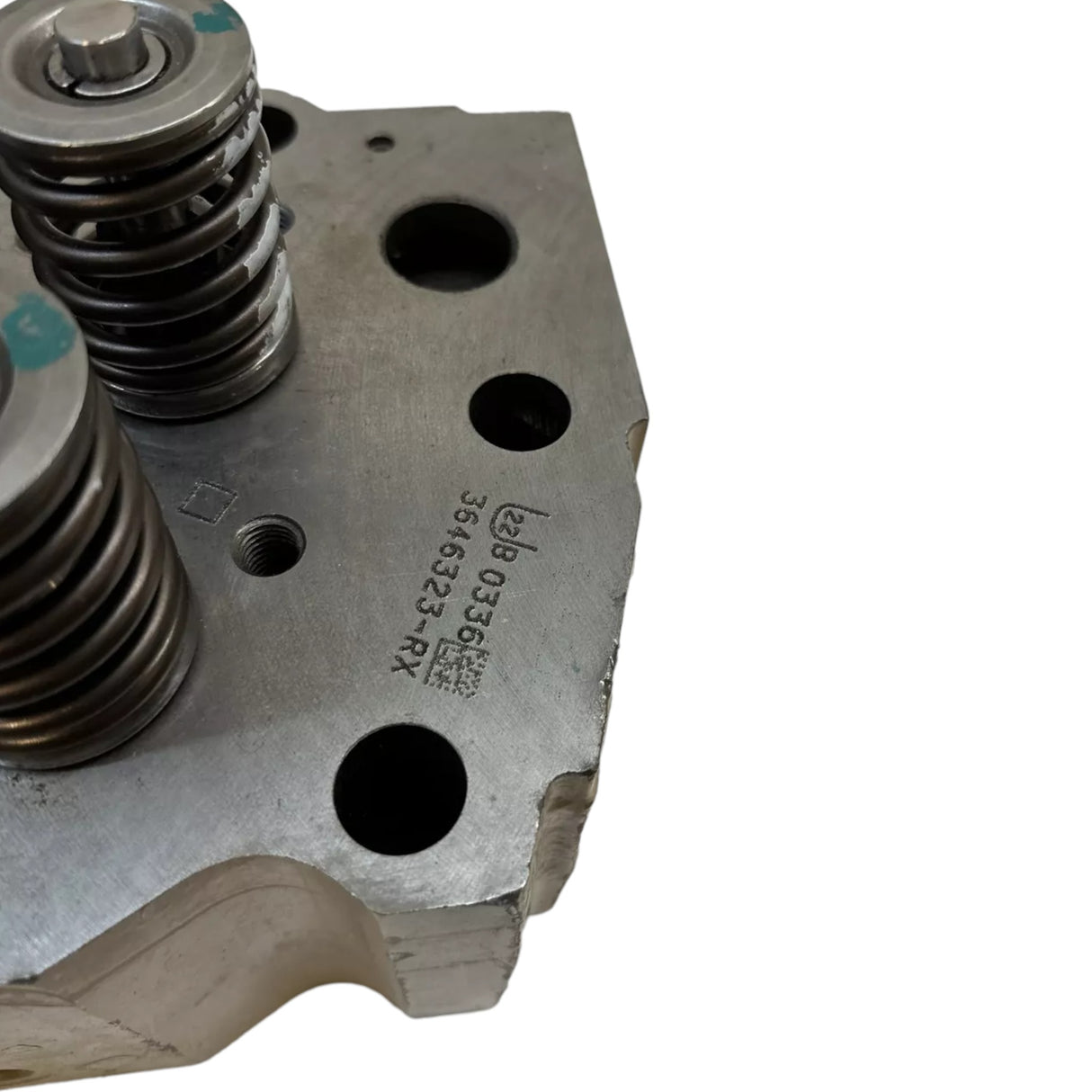 3646324 Oem Cummins Cylinder Head For K19 Qsk19 Kta19