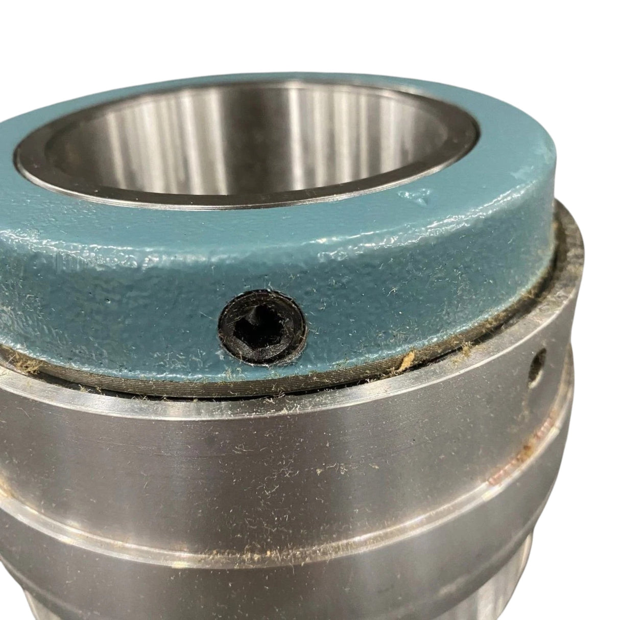 077210 Genuine Dodge Roller Insert Bearing