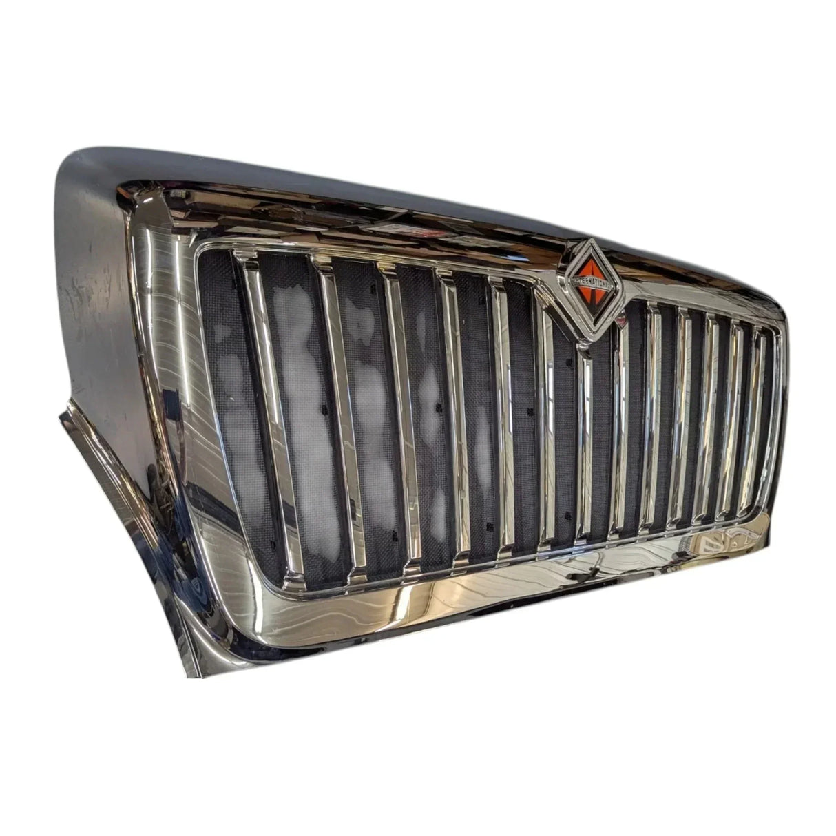 3933938C91 International Chrome Grille - Truck To Trailer