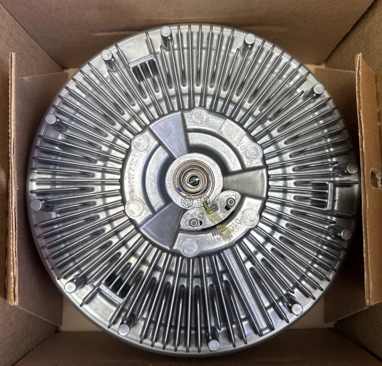 4111771C1 Genuine International Engine Cooling Fan Clutch