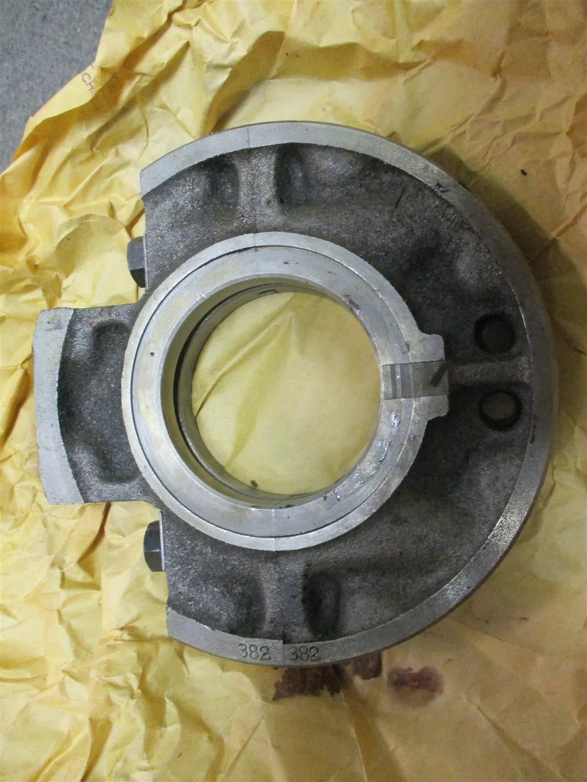 15521-04050 Kubota Tractor Main Crank Bearing Case