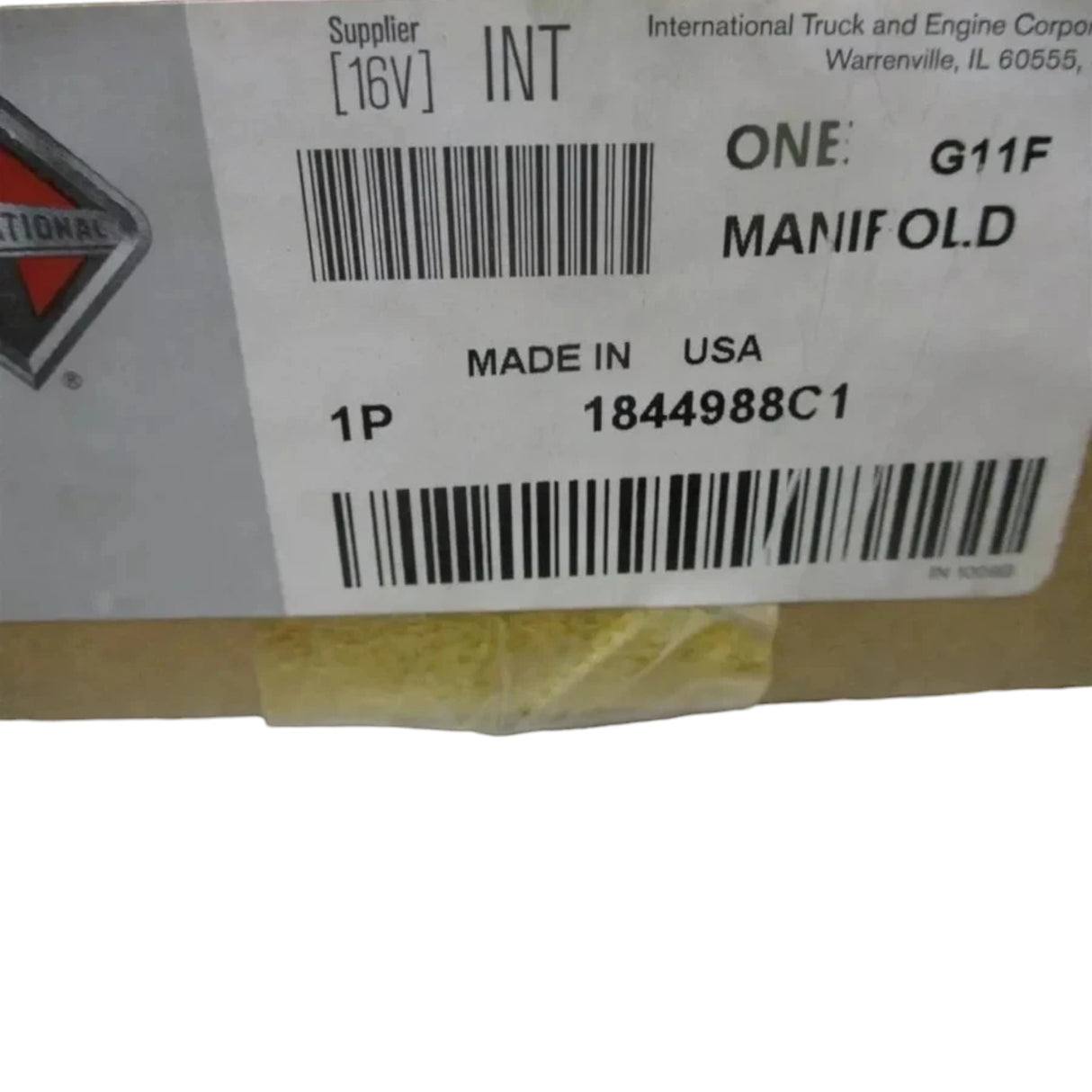 1844988C1 Genuine International Center Exhaust Manifold