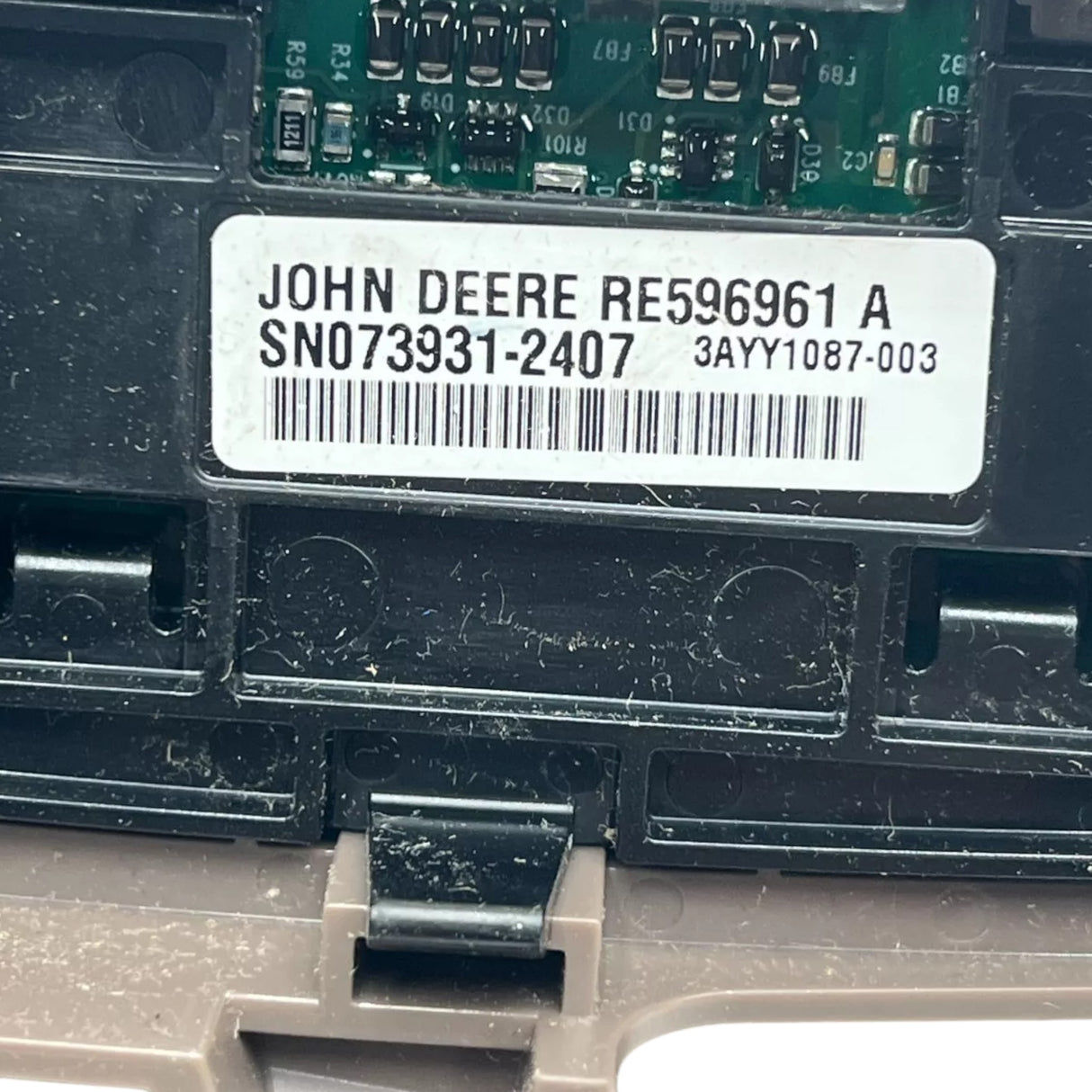 RE596961 John Deere Control