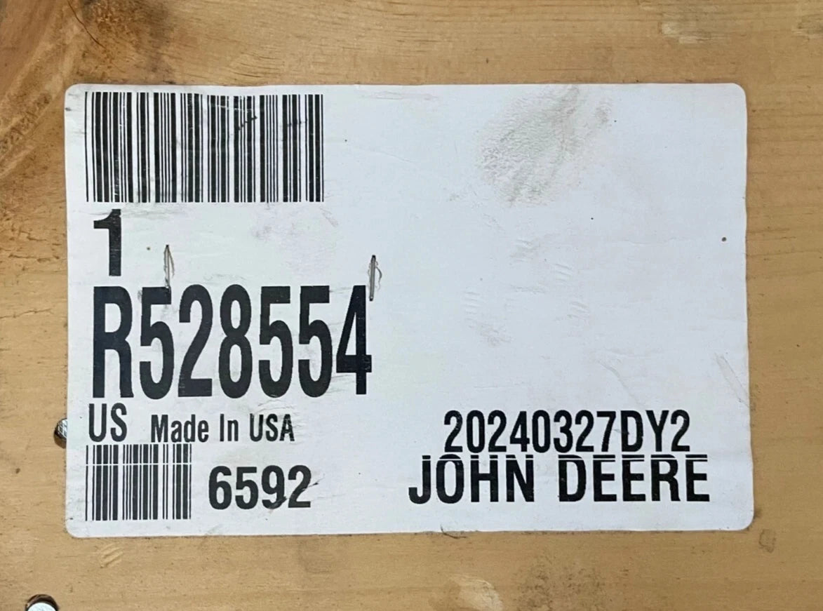R528554 Genuine John Deere Camshaft