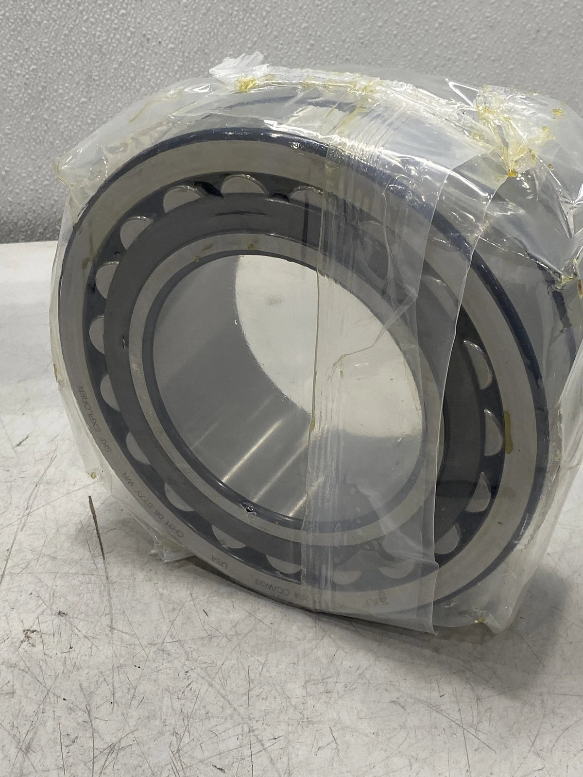 23224 CC/W33 Genuine SKF Spherical Roller Bearing
