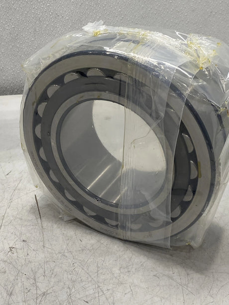 23224 CC/W33 Genuine SKF Spherical Roller Bearing