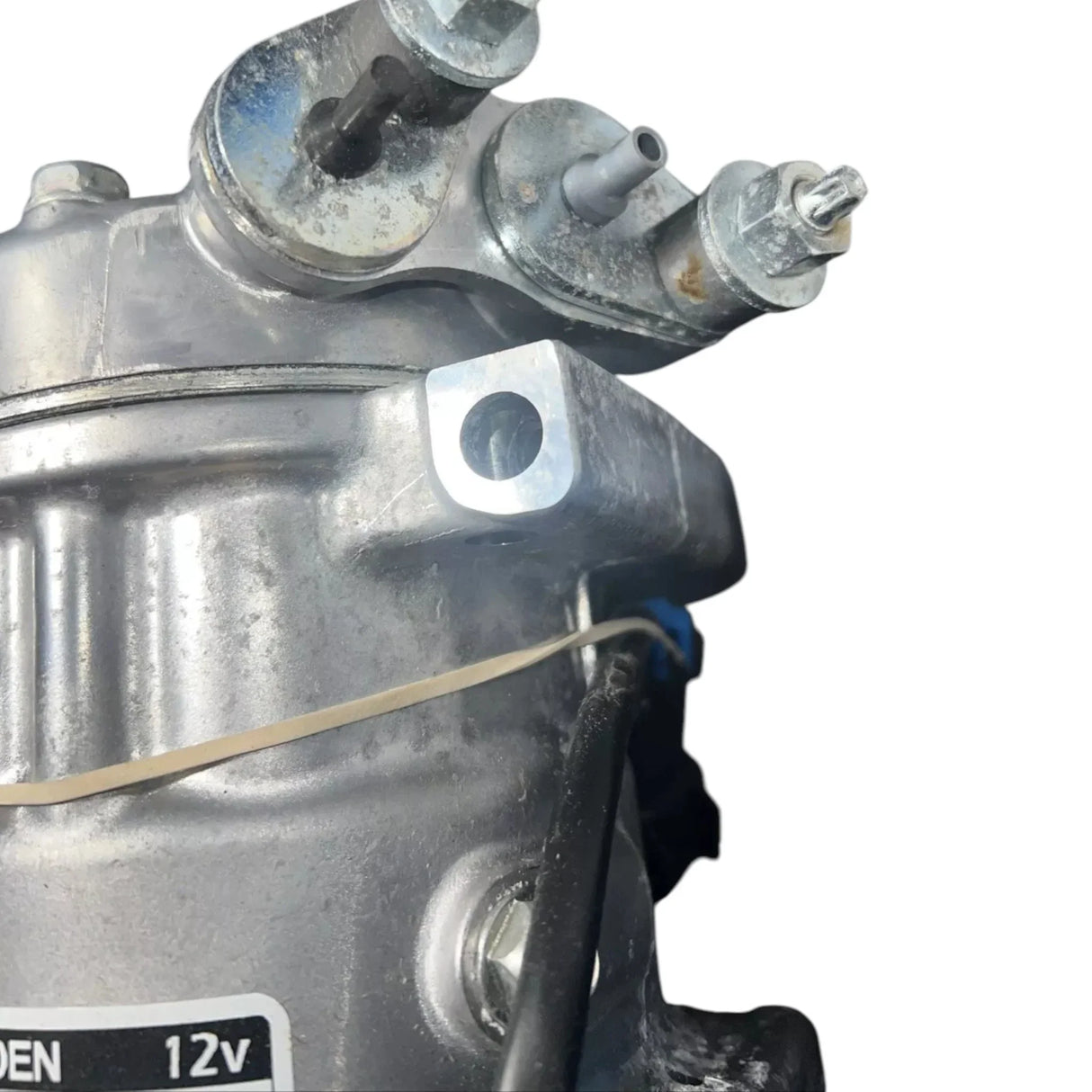 3808548C2 Genuine International A/C Compressor - Truck To Trailer