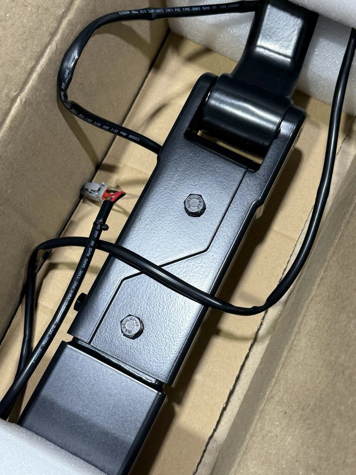 51661410 Genuine CNH ARM, Side Light Bracket