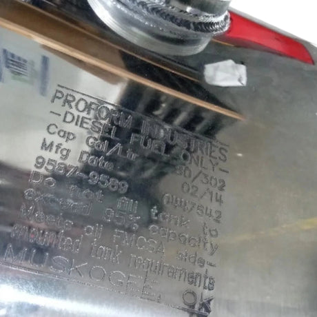 3609589C94 Genuine International Right Side Aluminum Diesel Fuel Tank - Truck To Trailer