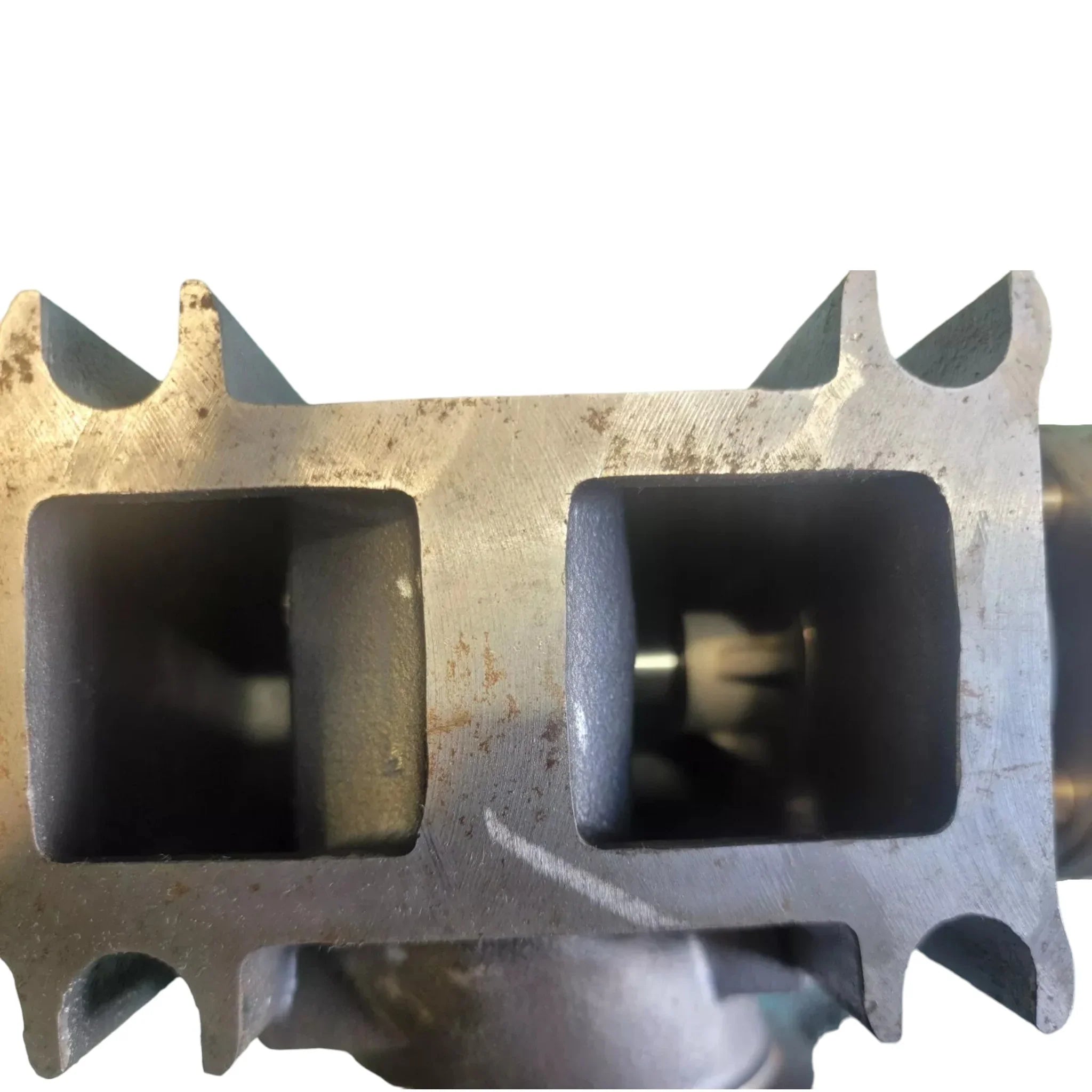 ＢＪ  Amazon.com: Genuine Remanufactured Cylinder Head Assembly