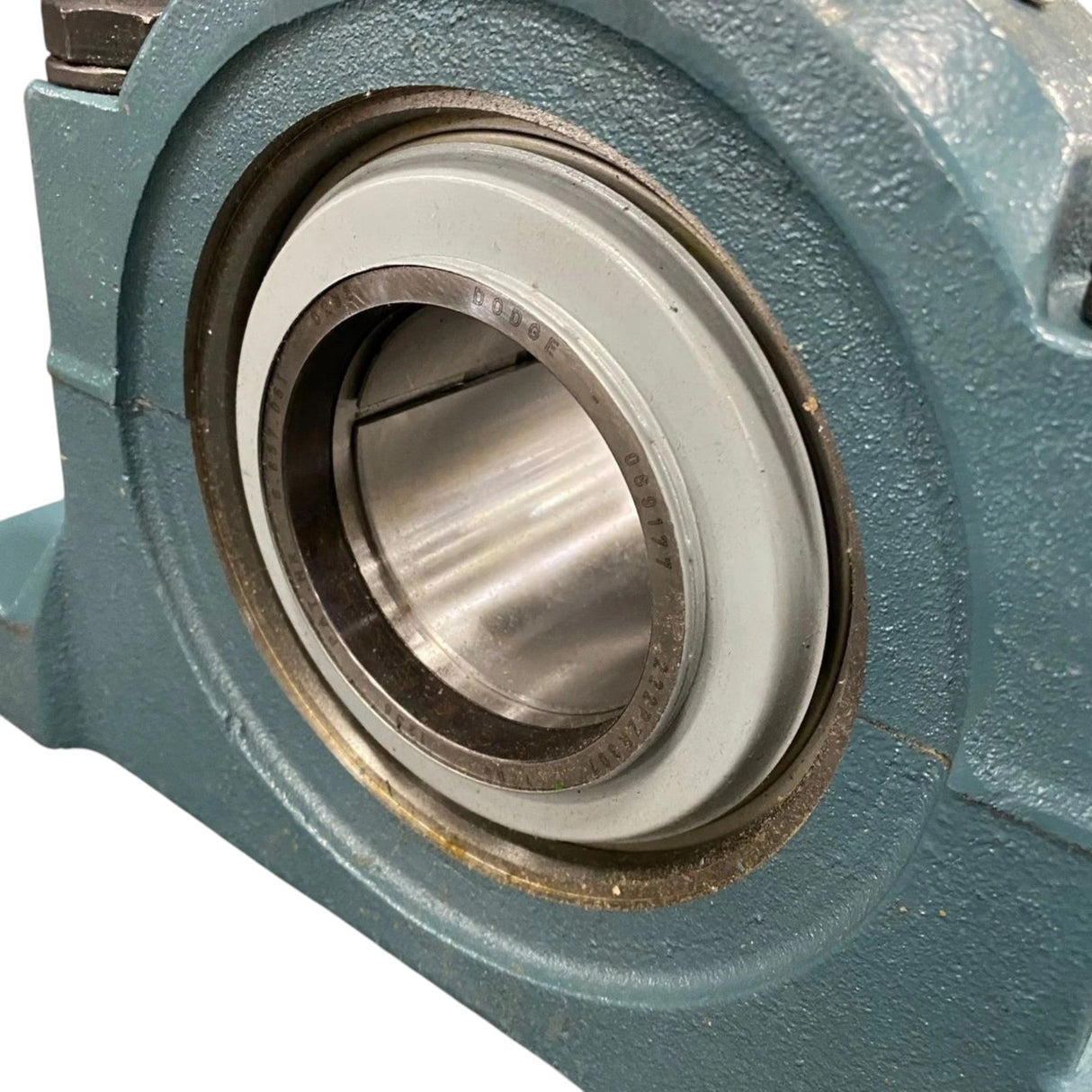 070954 Genuine Dodge Pillow Block Roller Bearing