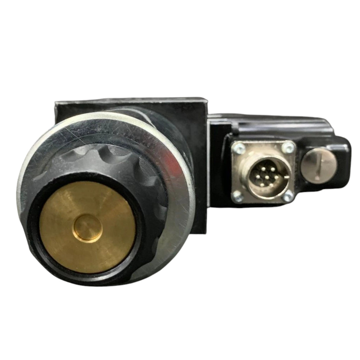 D3FBE01MC0NF0019 Parker Operated Proportional Directional Control Valve