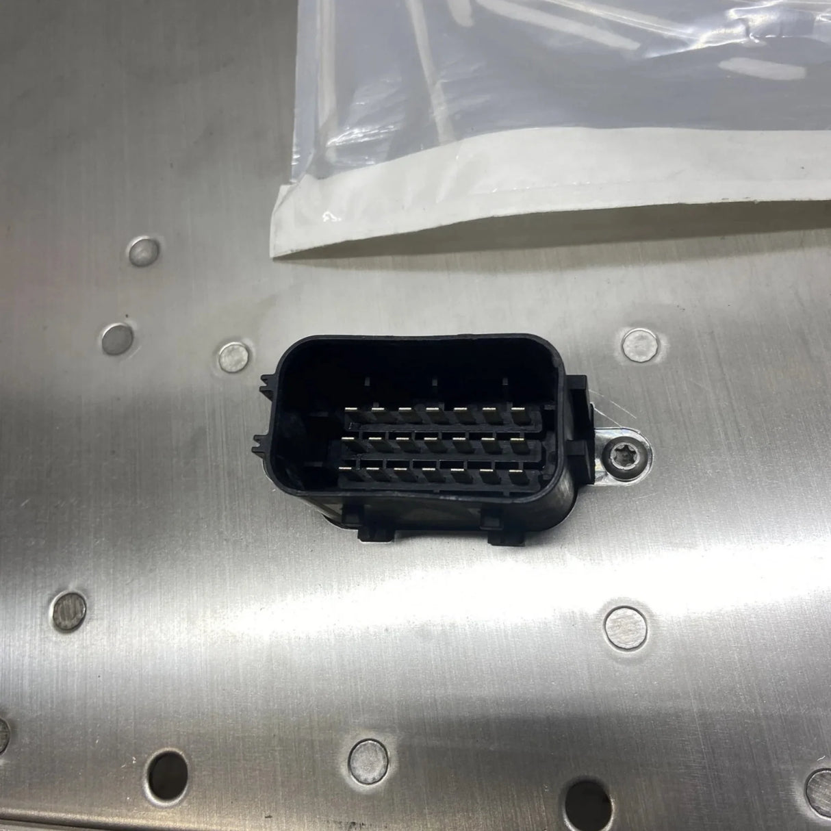 24296352 Genuine Volvo Contactor Box