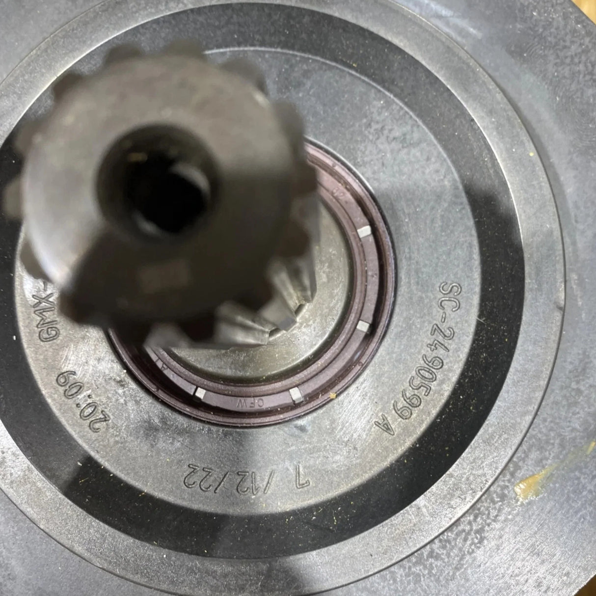 261-5630 Genuine CAT Hydraulic Piston Pump - Truck To Trailer