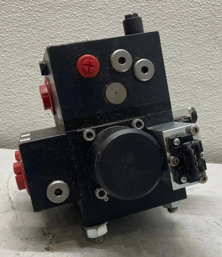 3222357033 Epiroc Direction Valve