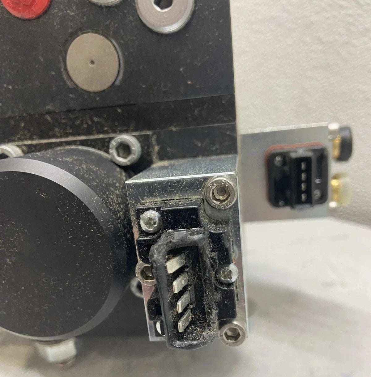 3222357033 Epiroc Direction Valve