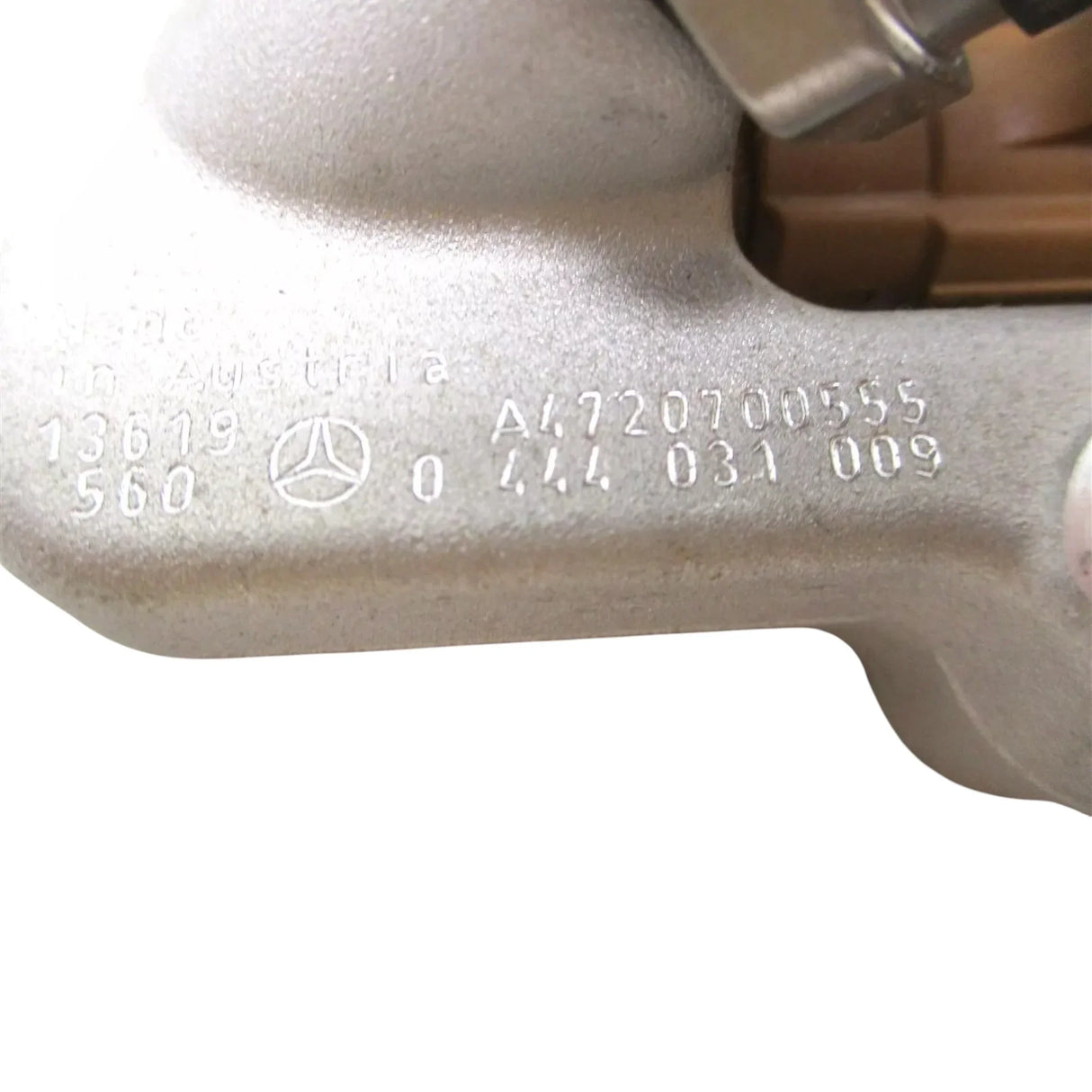 EA4720700555 Detroit Diesel Dosing Unit - Truck To Trailer