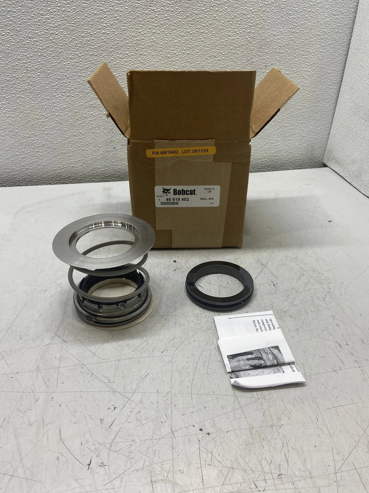 46619402 Genuine Bobcat Shaft Seal