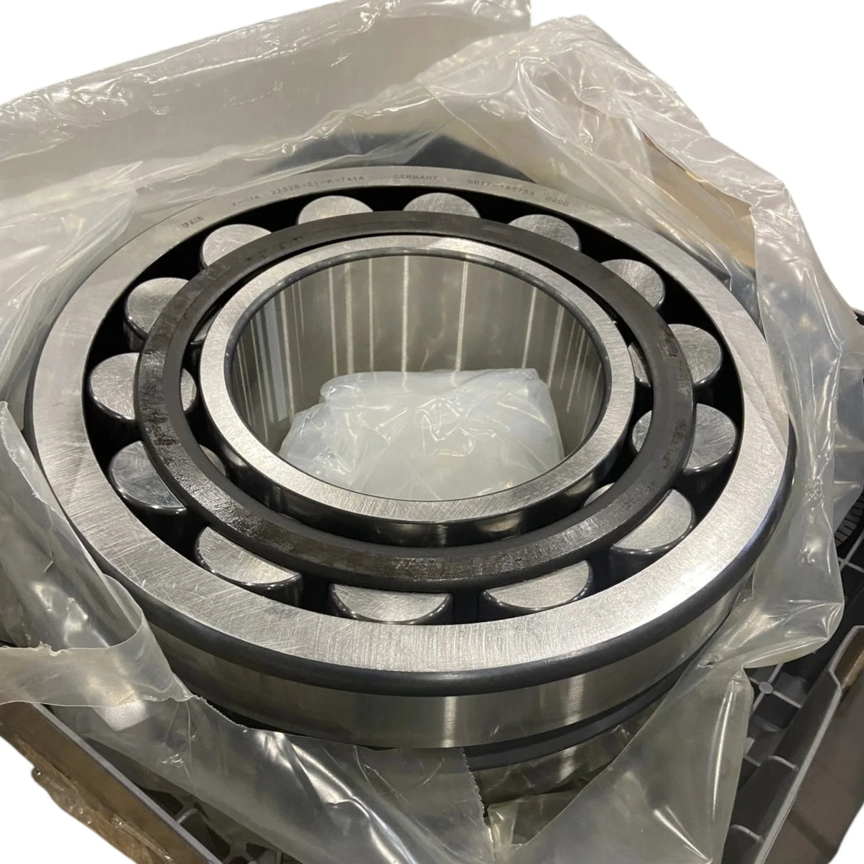 22322-E1-K-T41A Genuine FAG Spherical Roller Bearing - Truck To Trailer