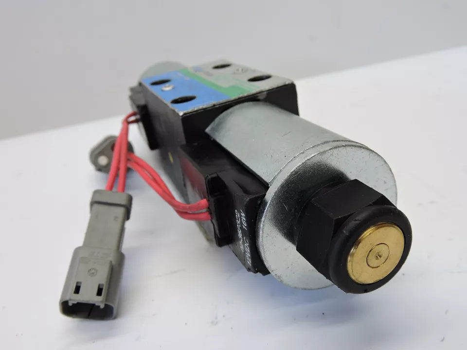 223-8181 Cat Valve Group Solenoid For Backhoe Loader 416D 420D 424B 424B