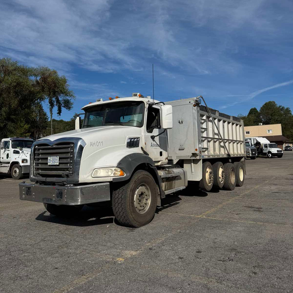 2013 Mack GU813 Quad-Axle Dump Truck
