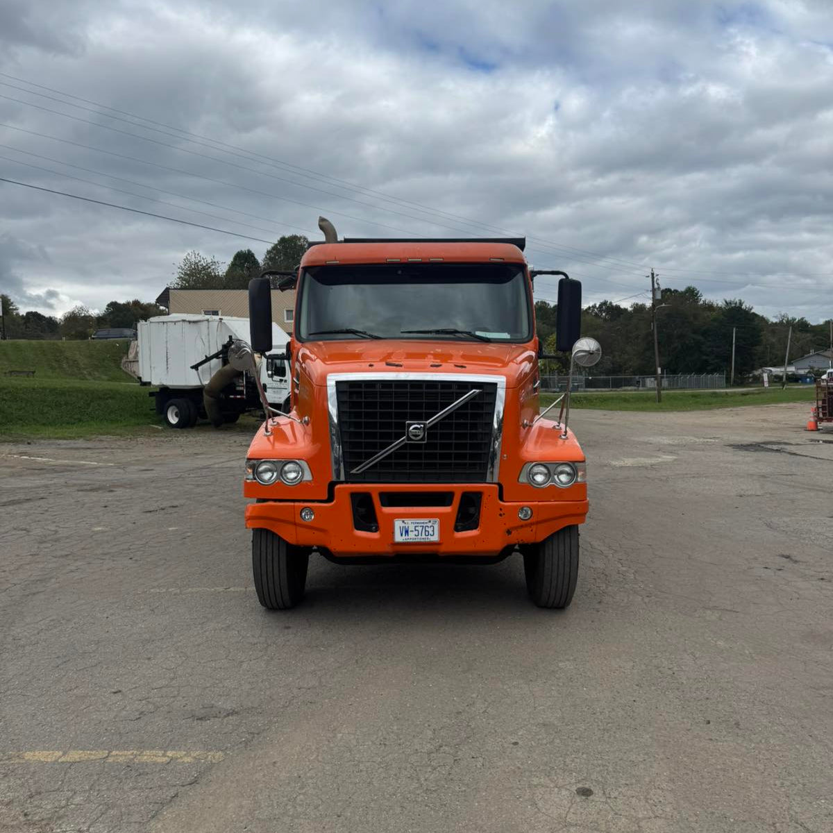 2014 Volvo VHD Tandem-Axle Dump Truck