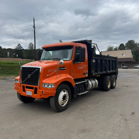 2014 Volvo VHD Tandem-Axle Dump Truck
