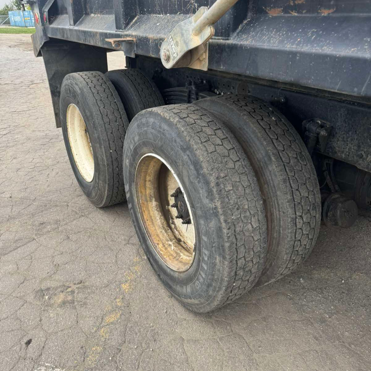 2014 Volvo VHD Tandem-Axle Dump Truck