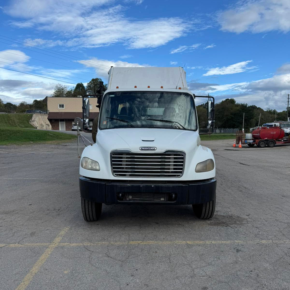 2007 Freightliner M2 106 Leaf-Vacuum Collection Truck