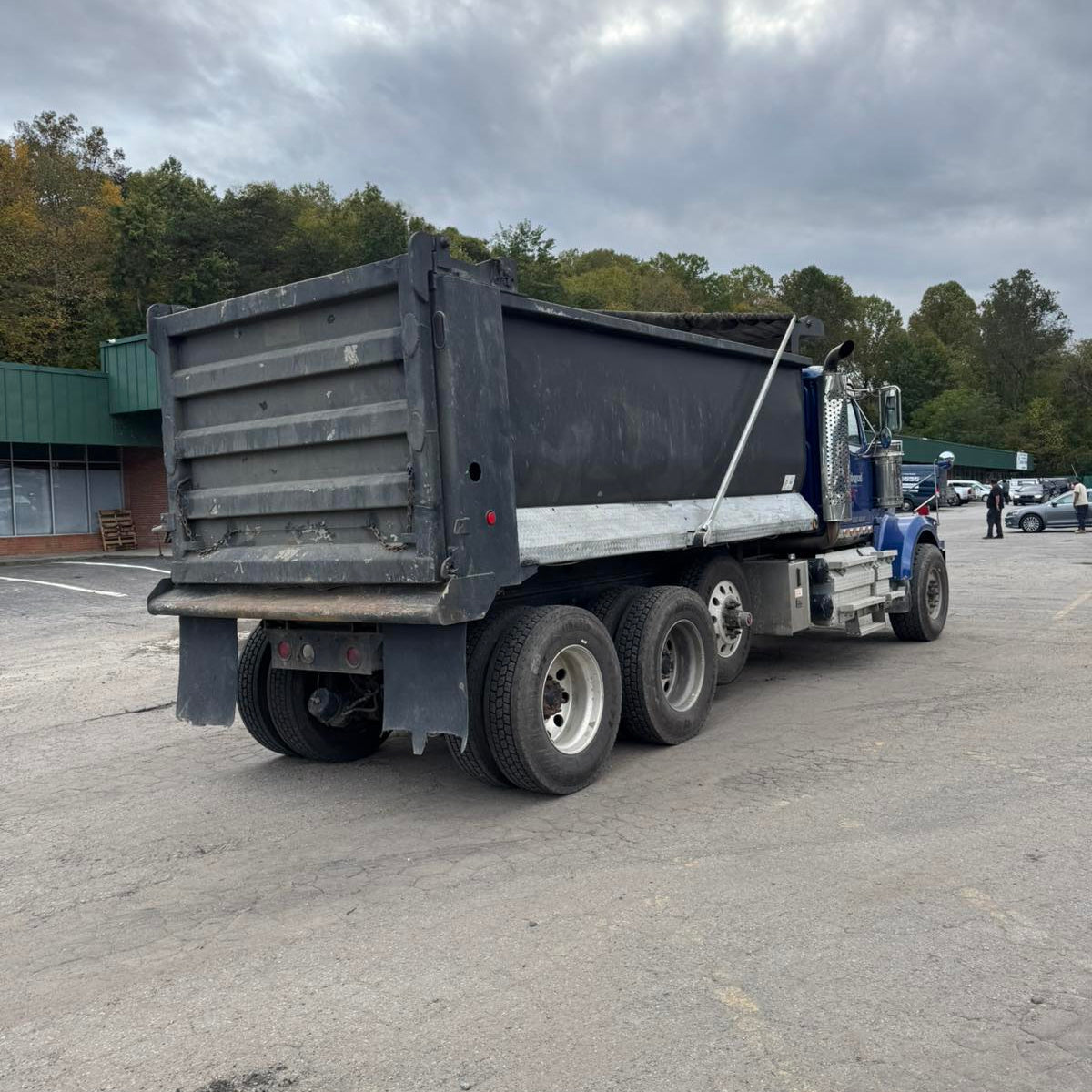 2019 Western Star 4900SF Tri-Axle Dump Truck