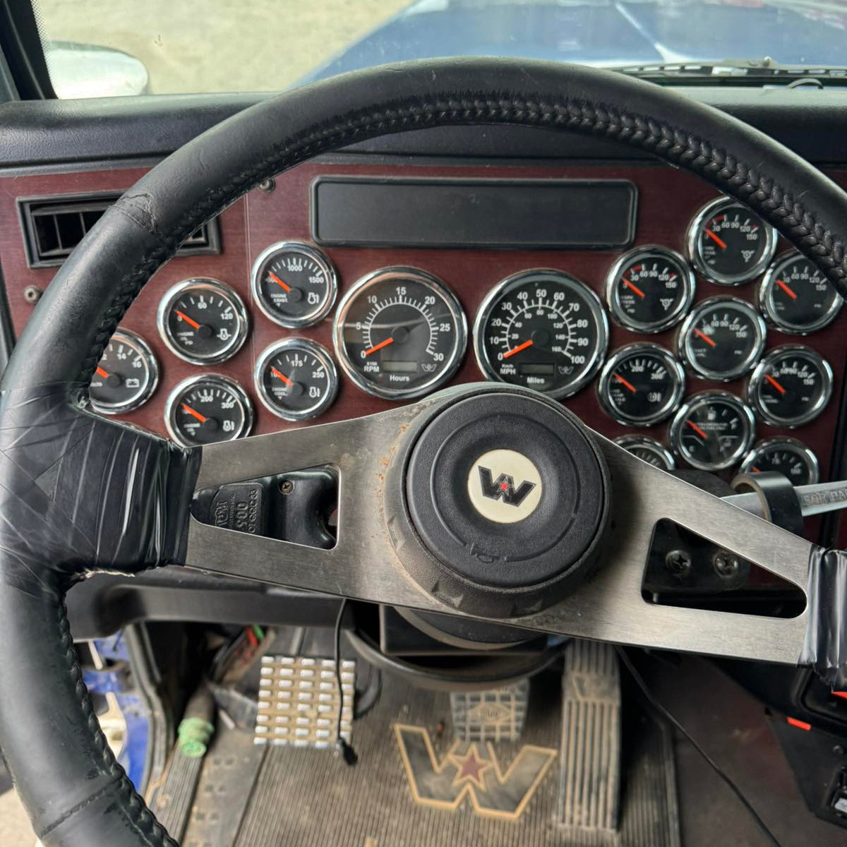 2019 Western Star 4900SF Tri-Axle Dump Truck