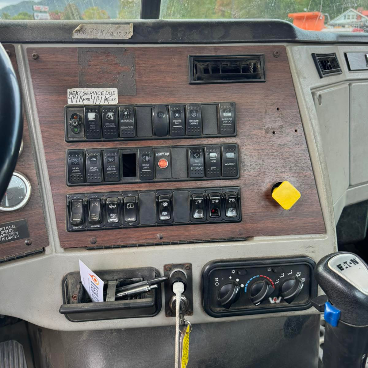 2016 Western Star 4700SF Quint-Axle Dump Truck