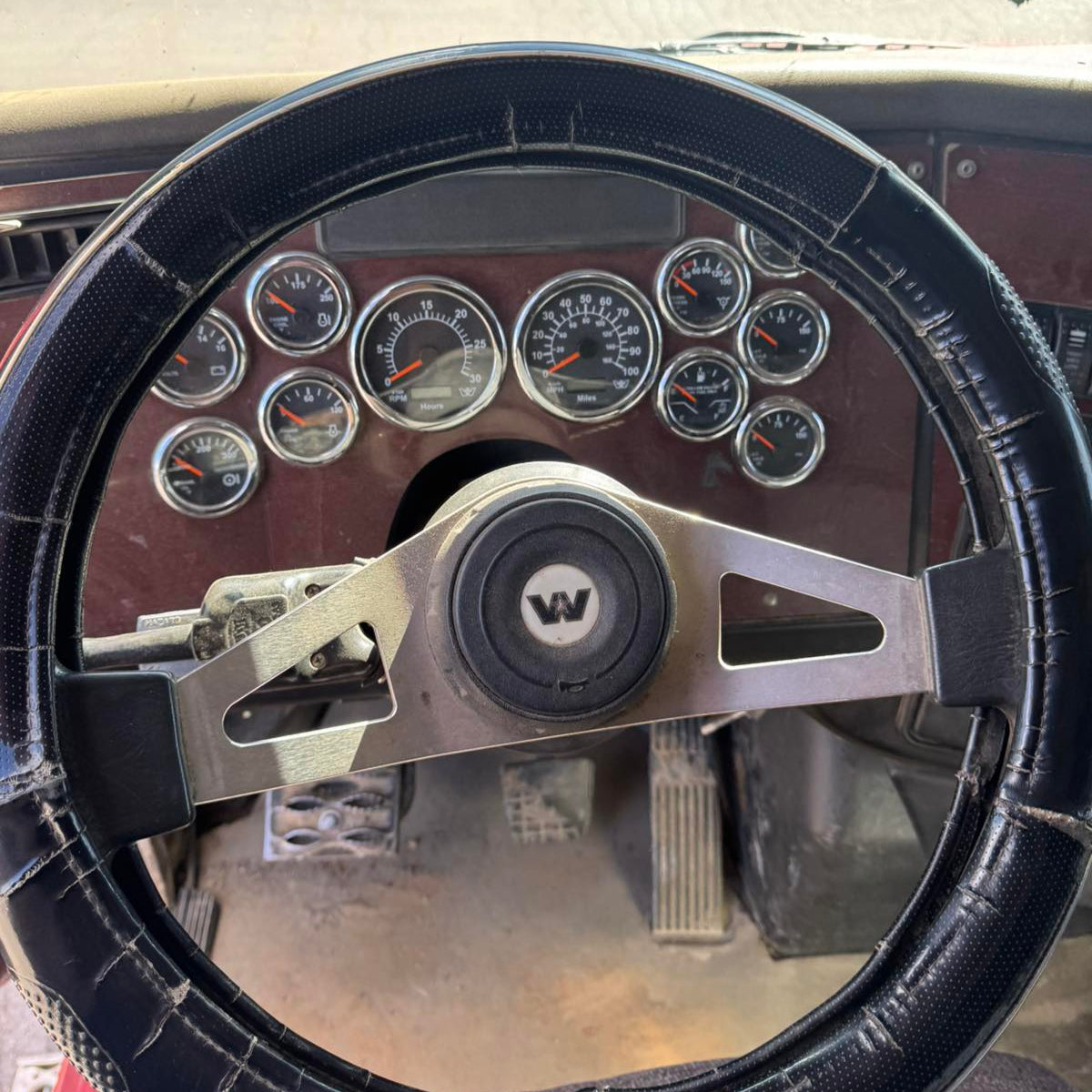 2017 Western Star 4700SF PRL-14T Quad-Axle Dump Truck